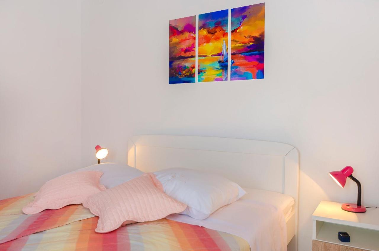 Apartment And Rooms Ema ヴォディツェ エクステリア 写真
