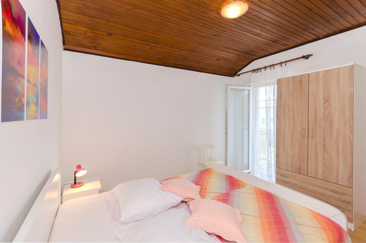 Apartment And Rooms Ema ヴォディツェ エクステリア 写真